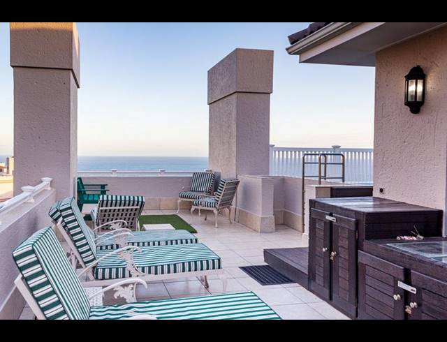 4 BEDROOM APARTMENT FOR SALE IN PINNACLE POINT GOLF ESTATE